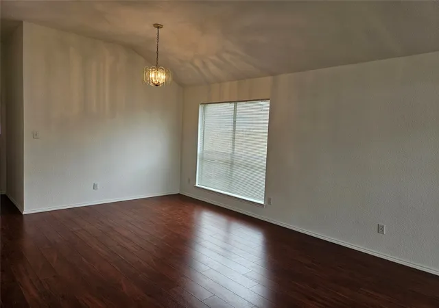 Photo 2 of Single family home for sale at 5901 Rising Meadow Dr, Arlington, TX 76018 | MLS# 21371946 | Listing updated on 2026-08-29