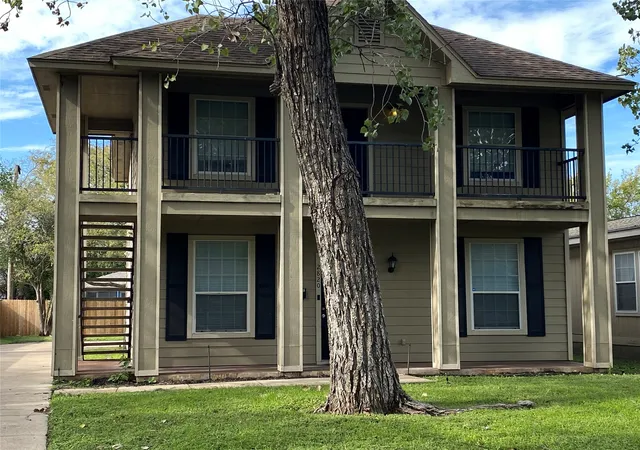 Photo 1 of Multi family home for sale at 2822 Livingston Ave, Fort Worth, TX 76110 | MLS# 21372430 | Listing updated on 2026-08-29