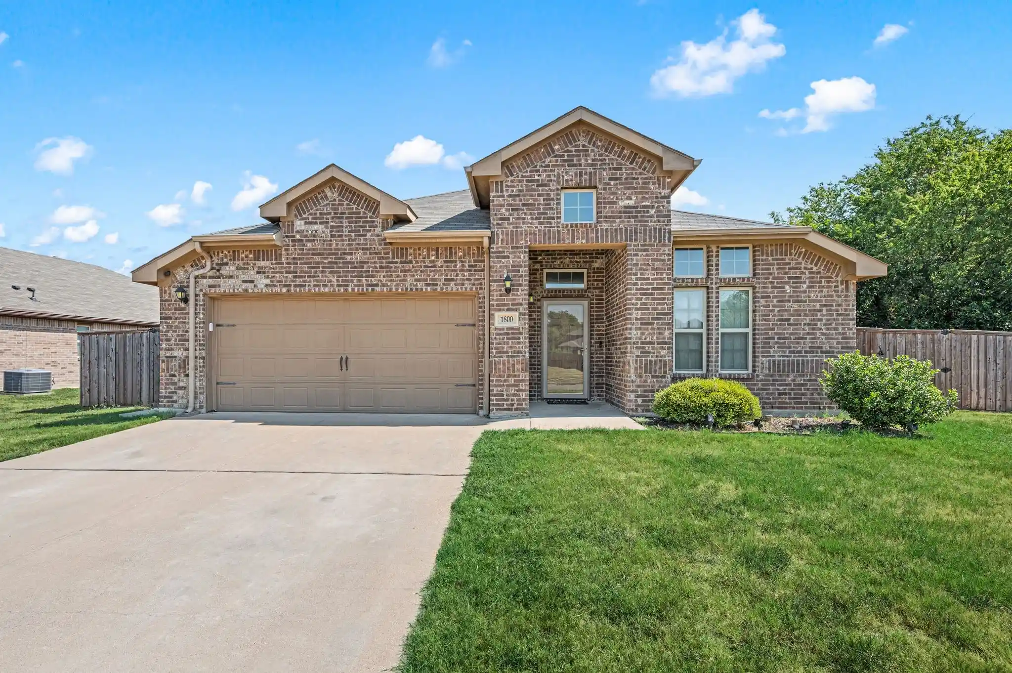 Photo 1 of Sale Pending at 1800 Kings Cross Dr, Lancaster, TX 75134 | MLS# 21372336 | Listing updated on 2026-10-23
