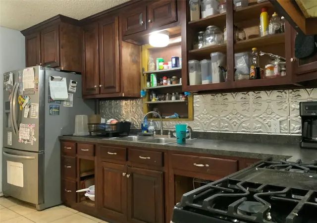 Photo 3 of Sale Pending at 110 N Ervin St, Comanche, TX 76442 | MLS# 21372469 | Listing updated on 2026-10-05