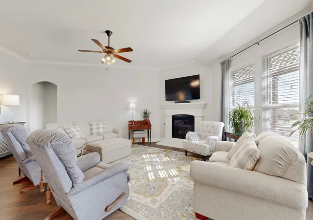 Photo 4 of Single family home for sale at 4102 Blythe St, Rockwall, TX 75032 | MLS# 21372520 | Listing updated on 2026-10-08