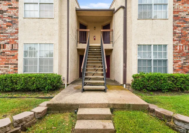 Photo 2 of Condo for sale at 12482 Abrams Rd #1003, Dallas, TX 75243 | MLS# 21372006 | Listing updated on 2026-08-29