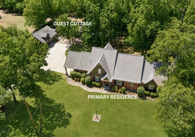 Photo 1 of Single family home for sale at 331 S Larkin Rd, Sunnyvale, TX 75182 | MLS# 21372090 | Listing updated on 2026-10-08