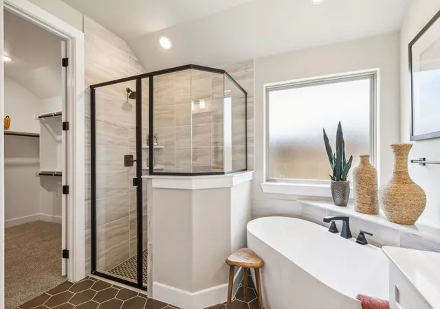 Photo 3 of Single family home for sale at 3918 Ashland Ave, Midlothian, TX 76065 | MLS# 21372586 | Listing updated on 2026-08-29