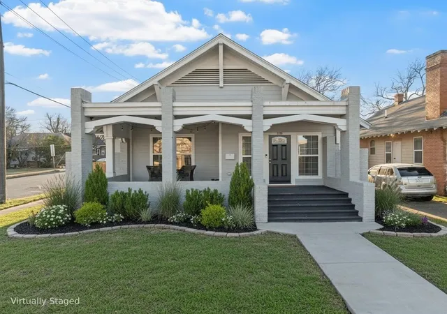 Photo 1 of Single family home for sale at 1200 N 15th St, Waco, TX 76707 | MLS# 21372611 | Listing updated on 2026-09-17