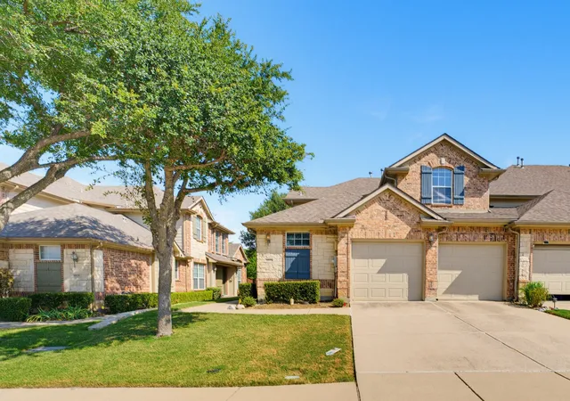 Photo 1 of Townhouse for sale at 1833 Brookview Dr, Carrollton, TX 75007 | MLS# 21372276 | Listing updated on 2026-09-20