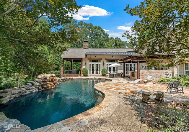 Photo 3 of Single family home for sale at 1217 Ridgewood Cir, Minden, LA 71055 | MLS# 21369984 | Listing updated on 2026-09-22