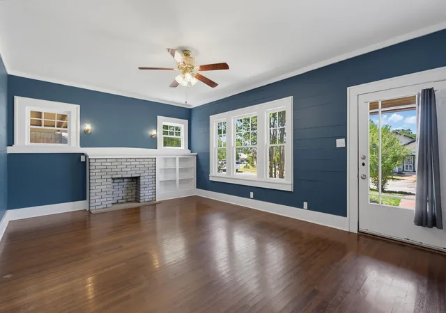 Photo 2 of Single family home for sale at 2301 S 6th St, Abilene, TX 79605 | MLS# 21372632 | Listing updated on 2026-08-29