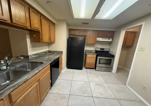 Photo 4 of Townhouse for sale at 4922 Rolling Vis, Mesquite, TX 75150 | MLS# 21372618 | Listing updated on 2026-08-30