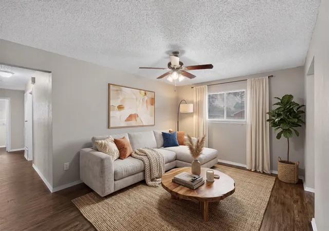 Photo 4 of Single family home for sale at 6724 Rustic Dr, Forest Hill, TX 76140 | MLS# 21372594 | Listing updated on 2026-08-29