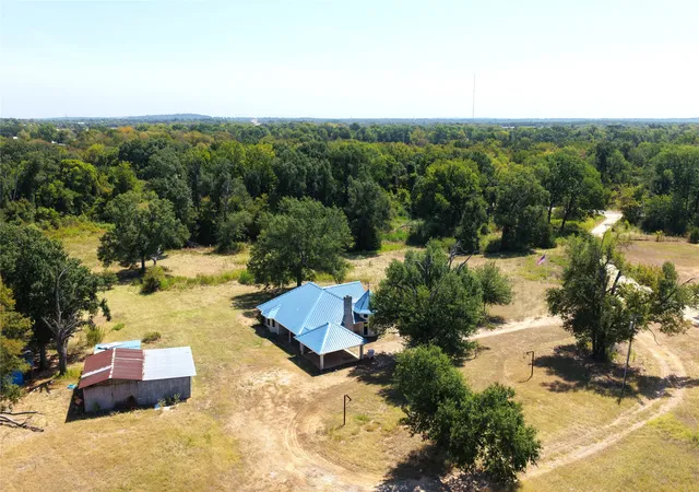 Photo 3 of Single family home for sale at 126 Private Road 473, Teague, TX 75860 | MLS# 21371577 | Listing updated on 2026-08-31