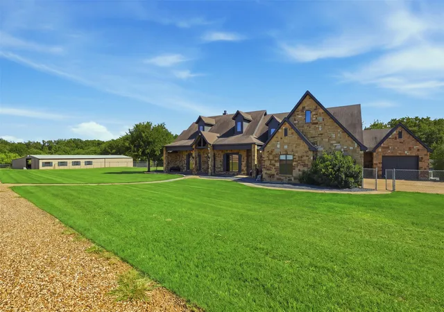 Photo 3 of Single family home for sale at 6808 Nine Mile Bridge, Fort Worth, TX 76135 | MLS# 21369570 | Listing updated on 2026-09-17