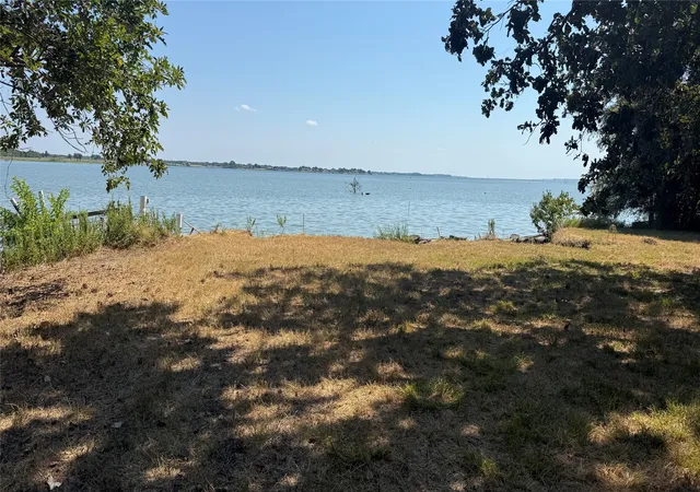 Photo 1 of Land for sale at Tracts 16C-1 & 2 Cr 2170, Corsicana, TX 75109 | MLS# 21371879 | Listing updated on 2026-08-29