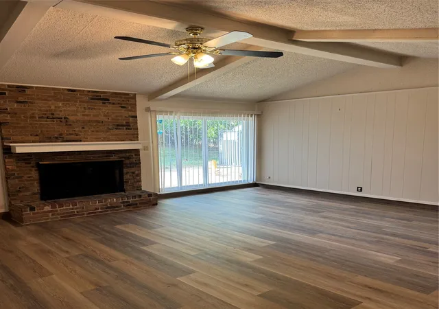 Photo 4 of Single family home for sale at 606 Pepperidge Ct, Arlington, TX 76014 | MLS# 21242684 | Listing updated on 2026-08-30