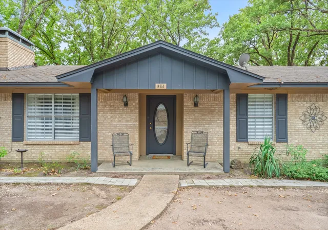 Photo 3 of Single family home for sale at 508 Warren St, Edgewood, TX 75117 | MLS# 21364037 | Listing updated on 2026-10-05