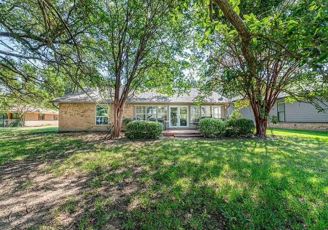 Photo 1 of Single family home for sale at 542 Arrowwood Beach Rd, Trinidad, TX 75163 | MLS# 21372578 | Listing updated on 2026-10-05