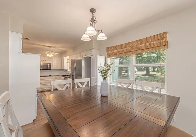 Photo 3 of Single family home for sale at 542 Arrowwood Beach Rd, Trinidad, TX 75163 | MLS# 21372578 | Listing updated on 2026-10-05