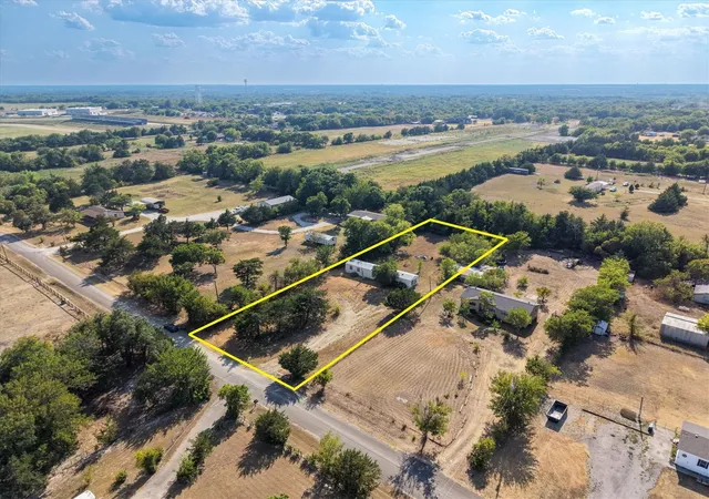 Photo 2 of Manufactured home for sale at 7558 Sterling Dr, Anna, TX 75409 | MLS# 21369847 | Listing updated on 2026-09-23