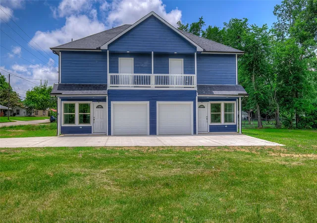 Photo 1 of Single family home for sale at 620 Whitworth St, Sulphur Springs, TX 75482 | MLS# 21371496 | Listing updated on 2026-08-31