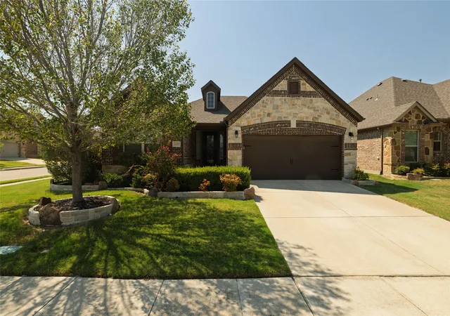 Photo 1 of Single family home for sale at 1401 Eagleton Ln, Northlake, TX 76226 | MLS# 21358557 | Listing updated on 2026-08-30