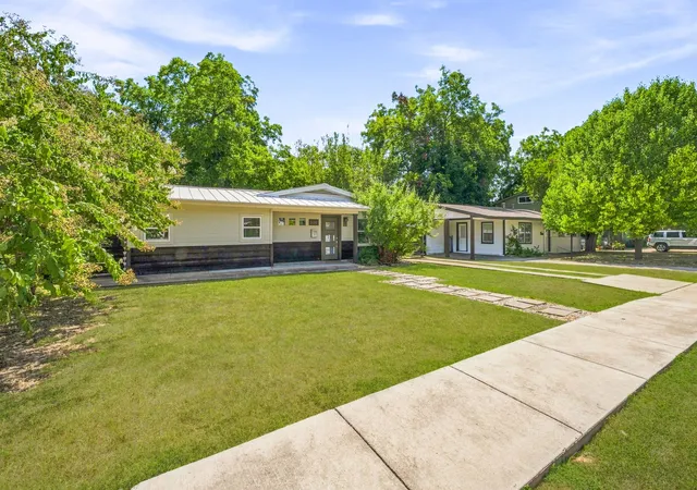 Photo 3 of Single family home for sale at 5881 Tracyne Dr, Westworth Village, TX 76114 | MLS# 21369812 | Listing updated on 2026-08-31