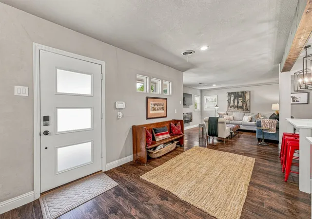Photo 4 of Single family home for sale at 5881 Tracyne Dr, Westworth Village, TX 76114 | MLS# 21369812 | Listing updated on 2026-08-31