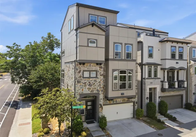 Photo 40 of Single family home for sale at 1802 Stevens Bluff Ln, Dallas, TX 75208 | MLS# 21371800 | Listing updated on 2026-10-07