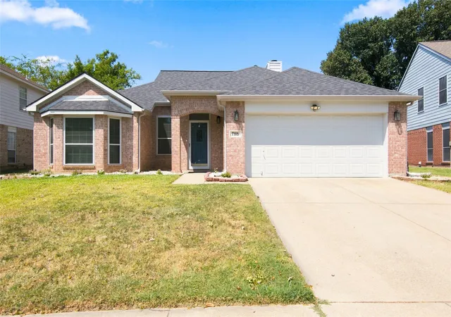 Photo 1 of Single family home for sale at 7105 Isle Royale Dr, Fort Worth, TX 76137 | MLS# 21372443 | Listing updated on 2026-08-30