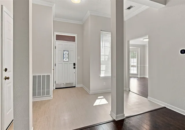 Photo 4 of Single family home for sale at 7105 Isle Royale Dr, Fort Worth, TX 76137 | MLS# 21372443 | Listing updated on 2026-08-30