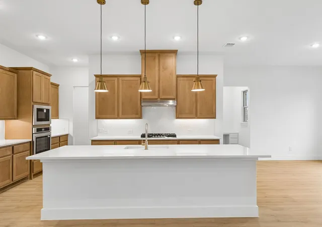Photo 2 of Single family home for sale at 4440 Vaquero Dr, Waxahachie, TX 75165 | MLS# 21372821 | Listing updated on 2026-08-30