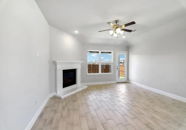 Photo 3 of Single family home for sale at 1317 Renato Dr, Anna, TX 75409 | MLS# 21371886 | Listing updated on 2026-09-29