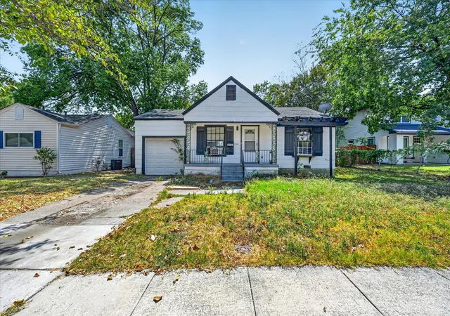 Photo 1 of Single family home for sale at 3933 Winfield Ave, Fort Worth, TX 76109 | MLS# 21370872 | Listing updated on 2026-08-30