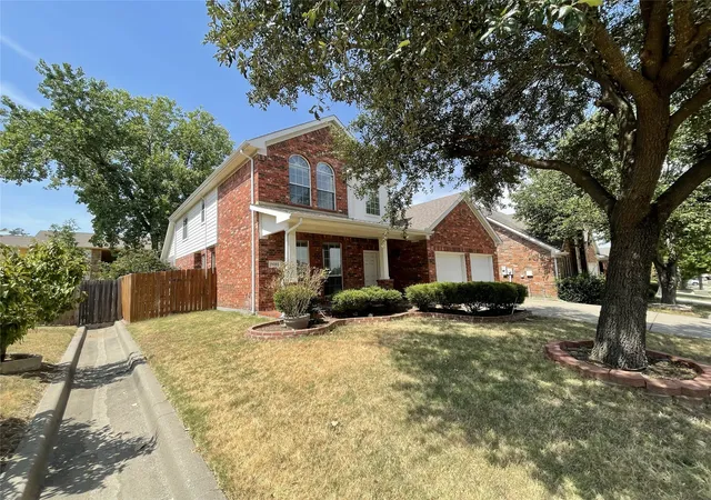 Photo 2 of Single family home for sale at 3605 Moultrie Dr, Garland, TX 75040 | MLS# 21365010 | Listing updated on 2026-09-03