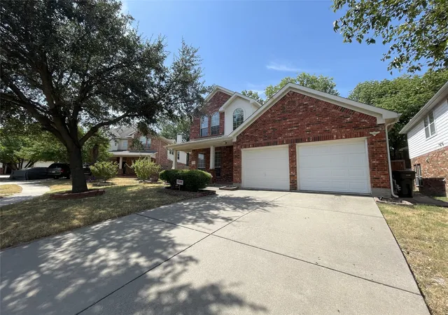 Photo 3 of Single family home for sale at 3605 Moultrie Dr, Garland, TX 75040 | MLS# 21365010 | Listing updated on 2026-09-03