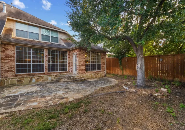 Photo 4 of Single family home for sale at 7513 Kallan Dr, Rowlett, TX 75089 | MLS# 21372212 | Listing updated on 2026-08-30