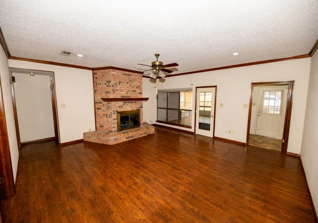 Photo 2 of Single family home for sale at 104 Cedar Springs Blvd, Sulphur Springs, TX 75482 | MLS# 21372880 | Listing updated on 2026-09-29