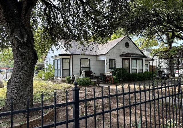 Photo 1 of Single family home for sale at 7805 Wanebe Dr, Dallas, TX 75235 | MLS# 21372900 | Listing updated on 2026-08-30