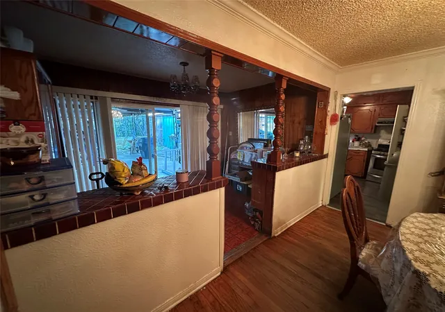 Photo 4 of Single family home for sale at 7805 Wanebe Dr, Dallas, TX 75235 | MLS# 21372900 | Listing updated on 2026-08-30