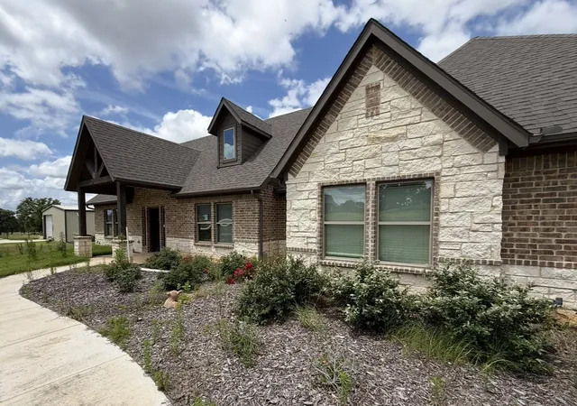 Photo 4 of Single family home for sale at 100 Aslan Rd, Poolville, TX 76487 | MLS# 21372858 | Listing updated on 2026-10-07