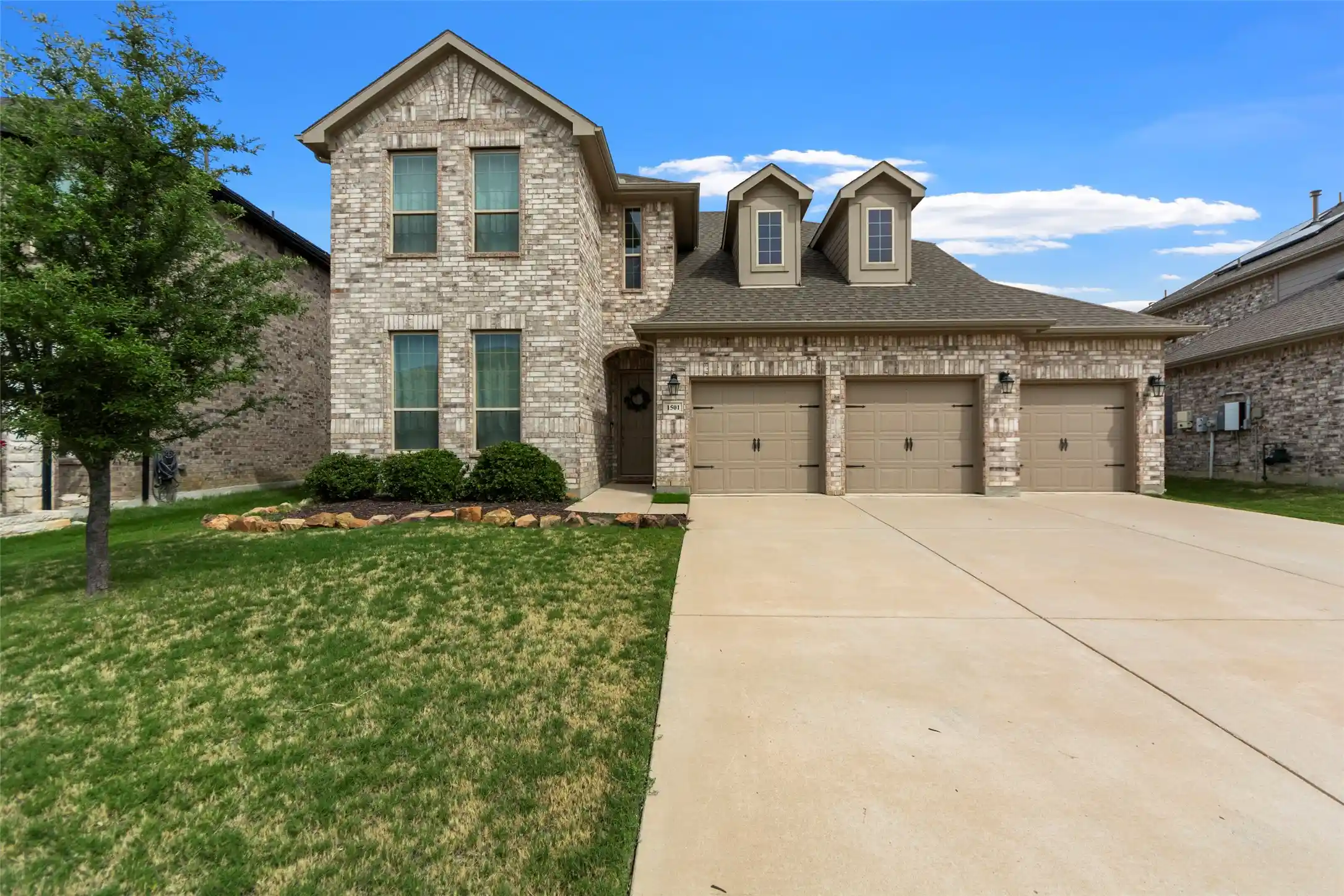 Photo 1 of Single family home for sale at 1501 White Water Way, Aubrey, TX 76227 | MLS# 21368751 | Listing updated on 2026-10-25
