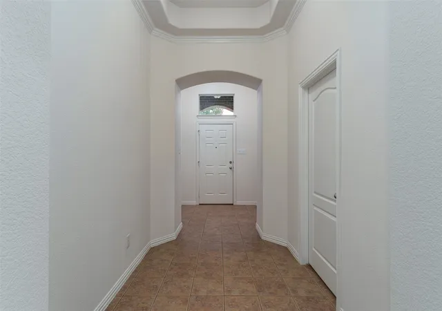 Photo 4 of Single family home for sale at 6633 Chalk River Dr, Fort Worth, TX 76179 | MLS# 21372770 | Listing updated on 2026-08-30