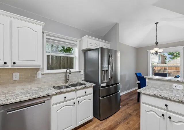 Photo 3 of Single family home for sale at 8109 Wharf St, Frisco, TX 75035 | MLS# 21365882 | Listing updated on 2026-09-29