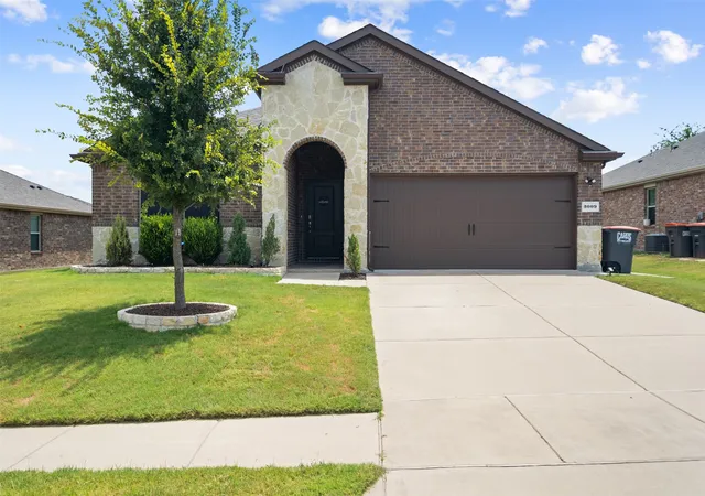 Photo 1 of Sale Pending at 3009 Teakwood St, Anna, TX 75409 | MLS# 21373045 | Listing updated on 2026-10-08