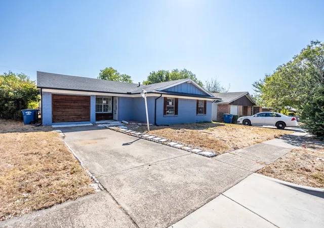Photo 2 of Single family home for sale at 6528 Wild Honey Dr, Dallas, TX 75241 | MLS# 21373061 | Listing updated on 2026-08-30