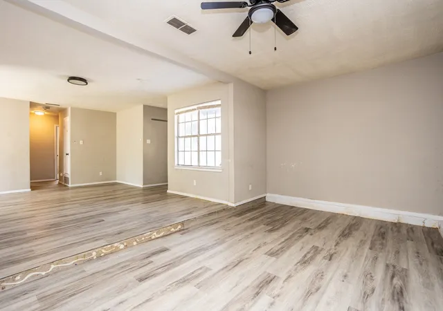 Photo 4 of Single family home for sale at 6528 Wild Honey Dr, Dallas, TX 75241 | MLS# 21373061 | Listing updated on 2026-08-30