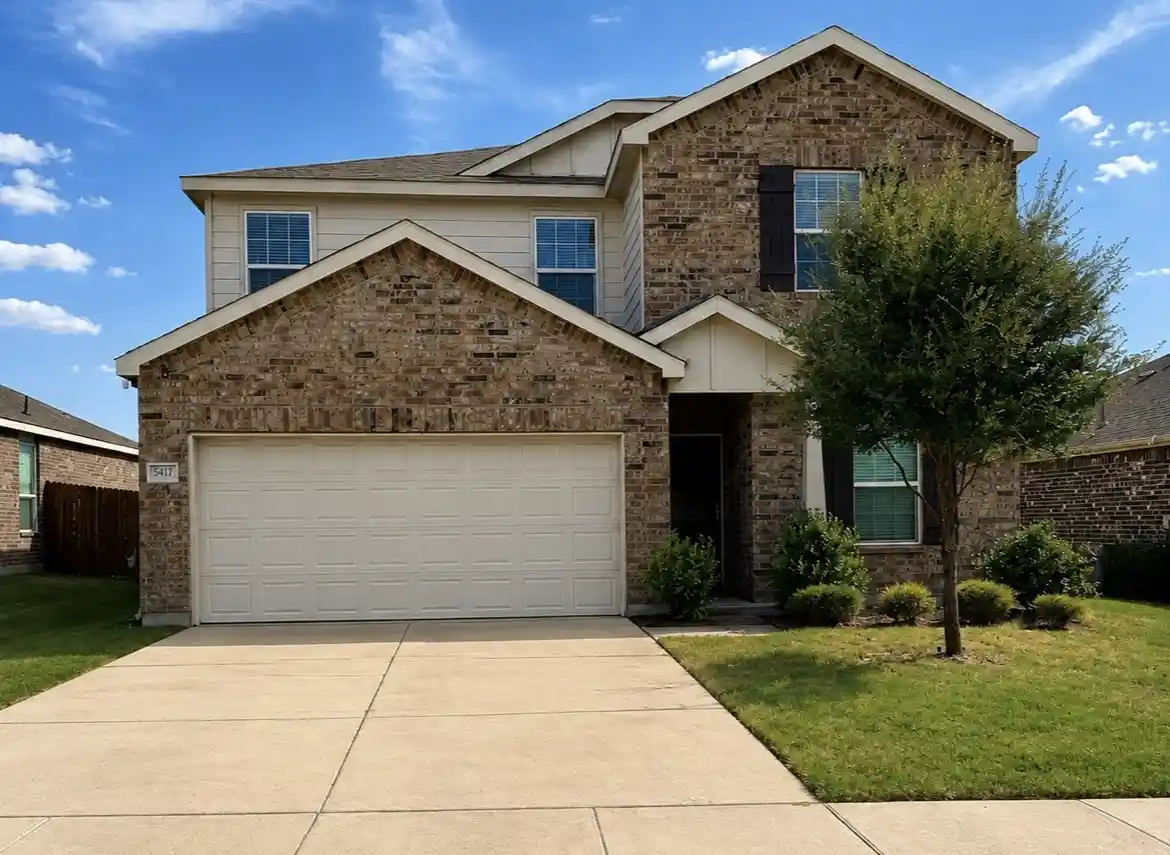 Single family home for sale at 5617 Cherrywood Wy, Fort Worth, TX 76123 | MLS# 21366274