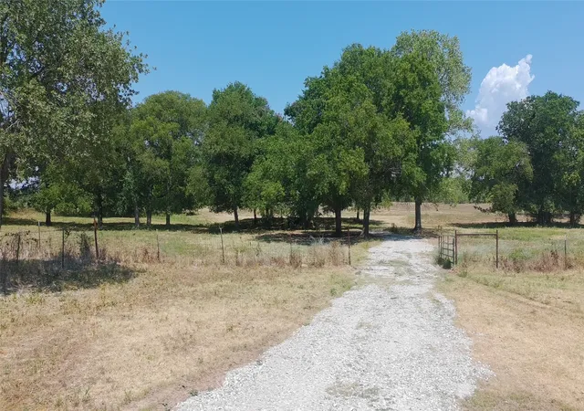 Land for sale at 630 Harmony Rd, Weatherford, TX 76087 | MLS# 21371489