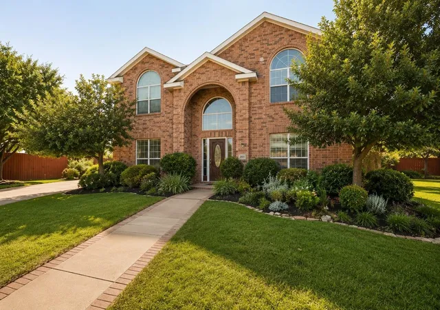 Photo 2 of Single family home for sale at 3509 Mistletoe Ln, Rowlett, TX 75088 | MLS# 21373110 | Listing updated on 2026-08-30