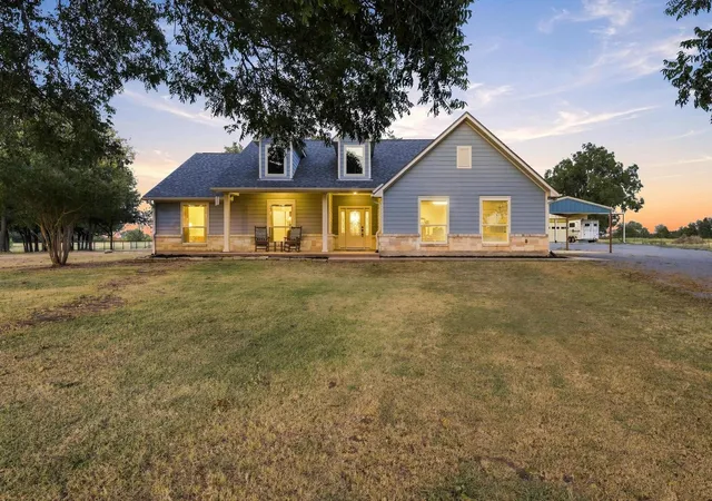Photo 2 of Single family home for sale at 10381 Fm 512, Wolfe City, TX 75496 | MLS# 21373159 | Listing updated on 2026-09-28