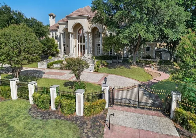 Photo 4 of Single family home for sale at 16525 Preston Trail Dr, Dallas, TX 75248 | MLS# 21373172 | Listing updated on 2026-08-31